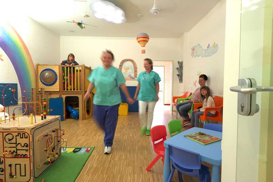 Behandlungszimmer Kinderzahnarzt Landshut